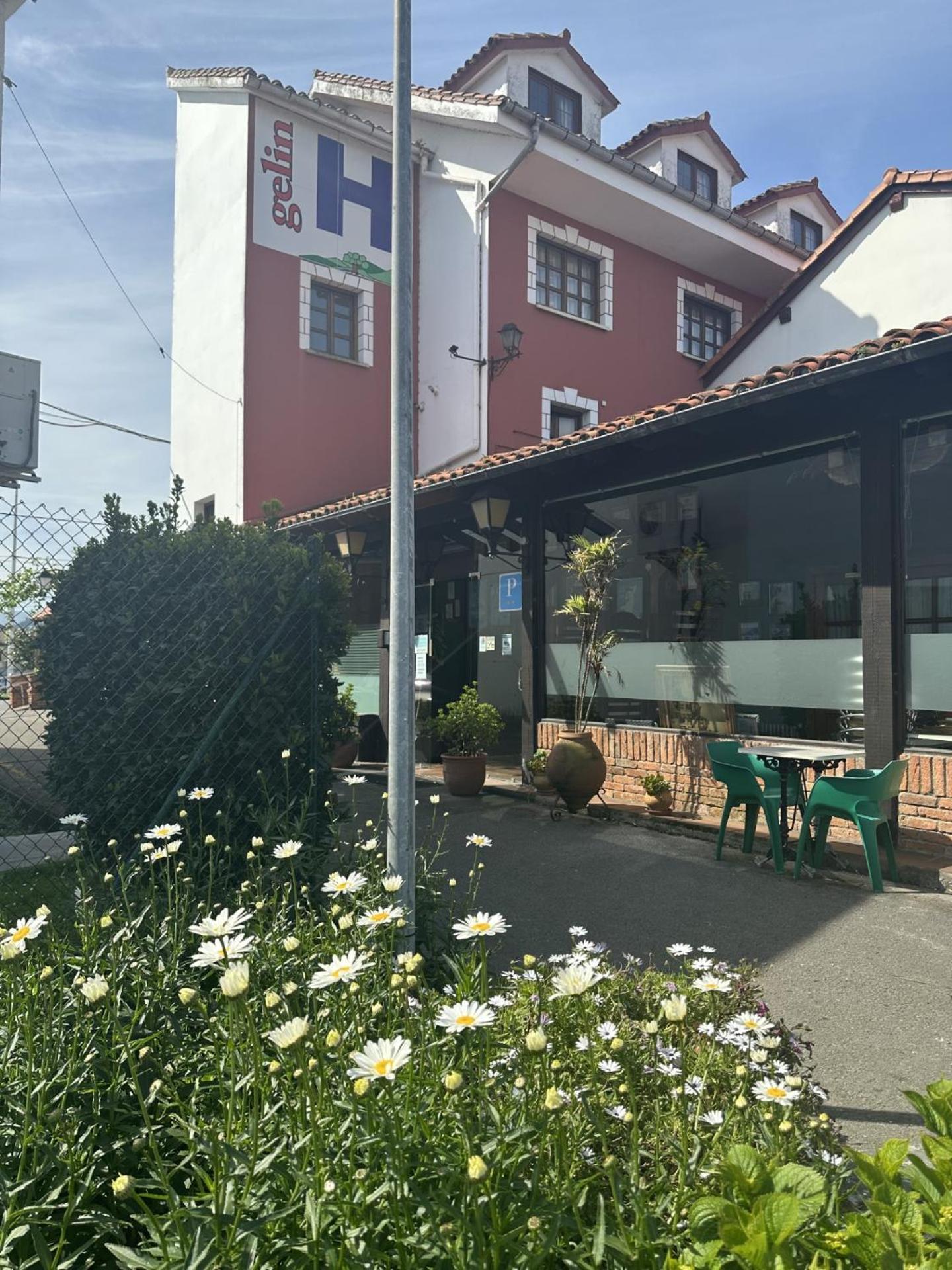 Hosteria Gelin De Gajano Exteriör bild